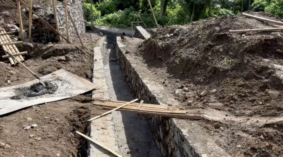 Drainage channel on Celuke development