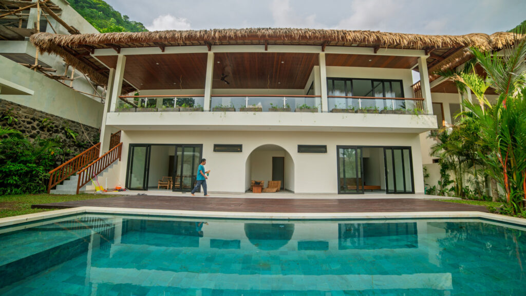 Bali villas for sale at the Vescia Villas Celuke developement in Amed.