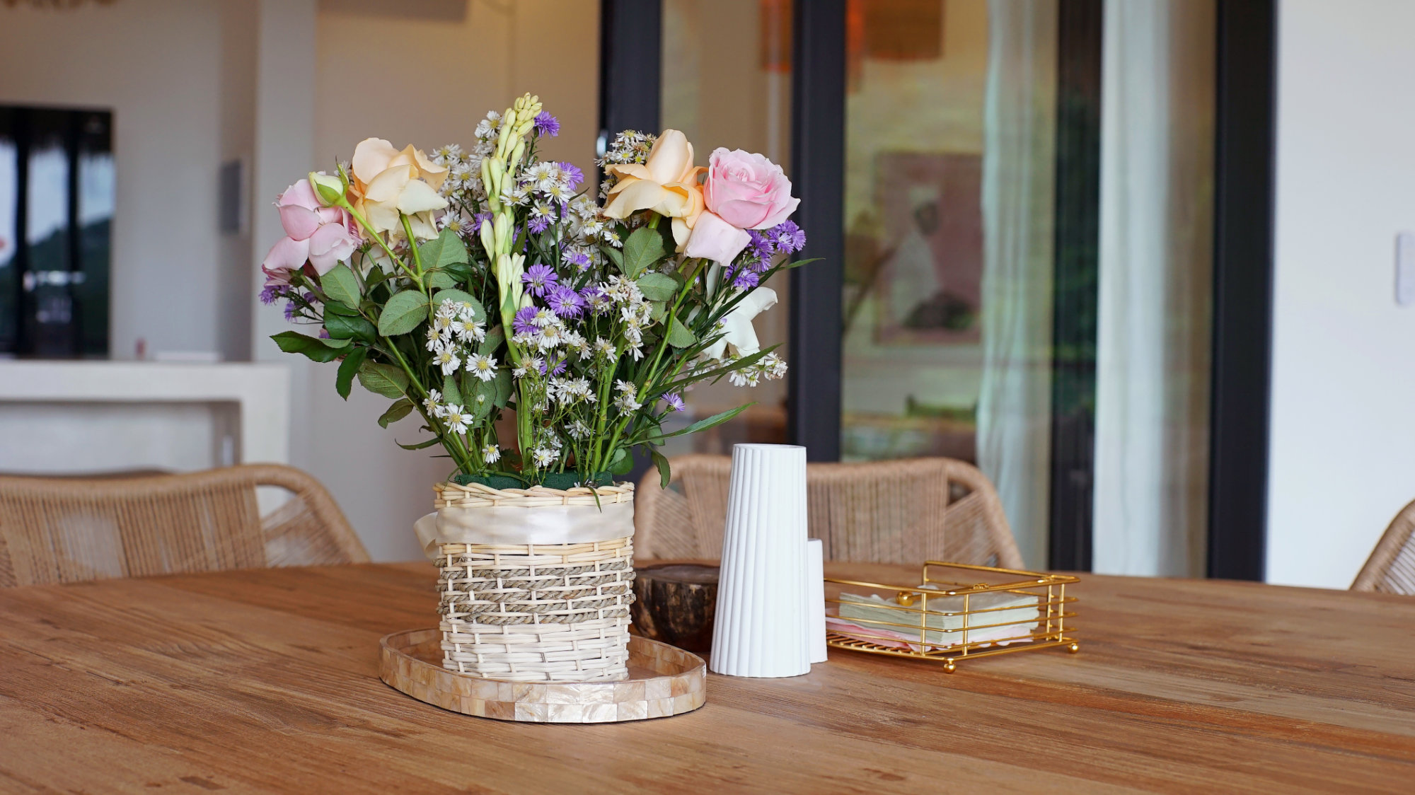 Flower on the table on Villa Svara's